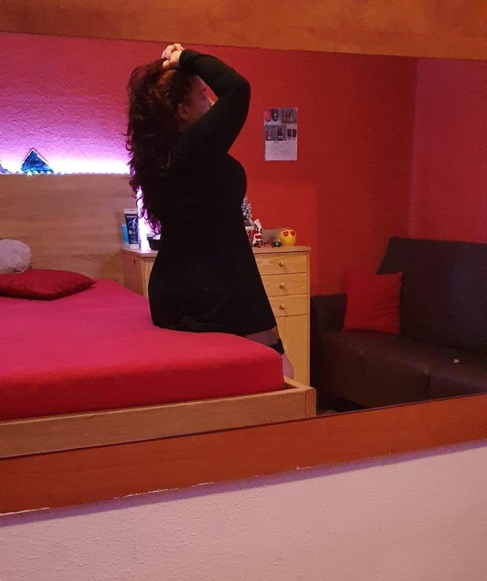 ✓ Indian escort in Stuttgart: Live and Verified Profiles and Contacts