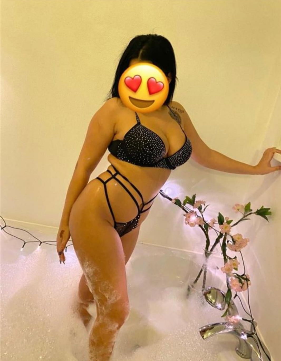 ✓ Mature escort in Krefeld: Live and Verified Profiles and Contacts